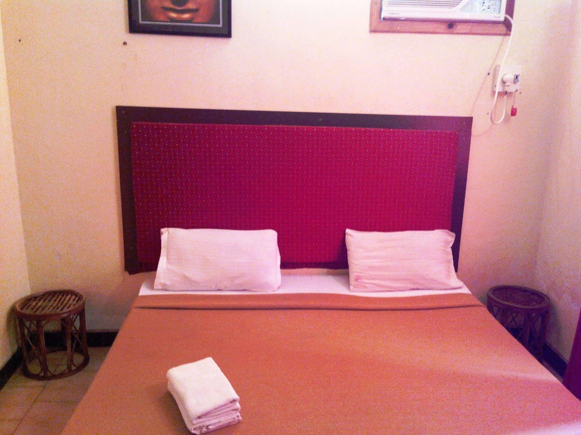 Royal Mirage Beach Resort Candolim Exterior foto