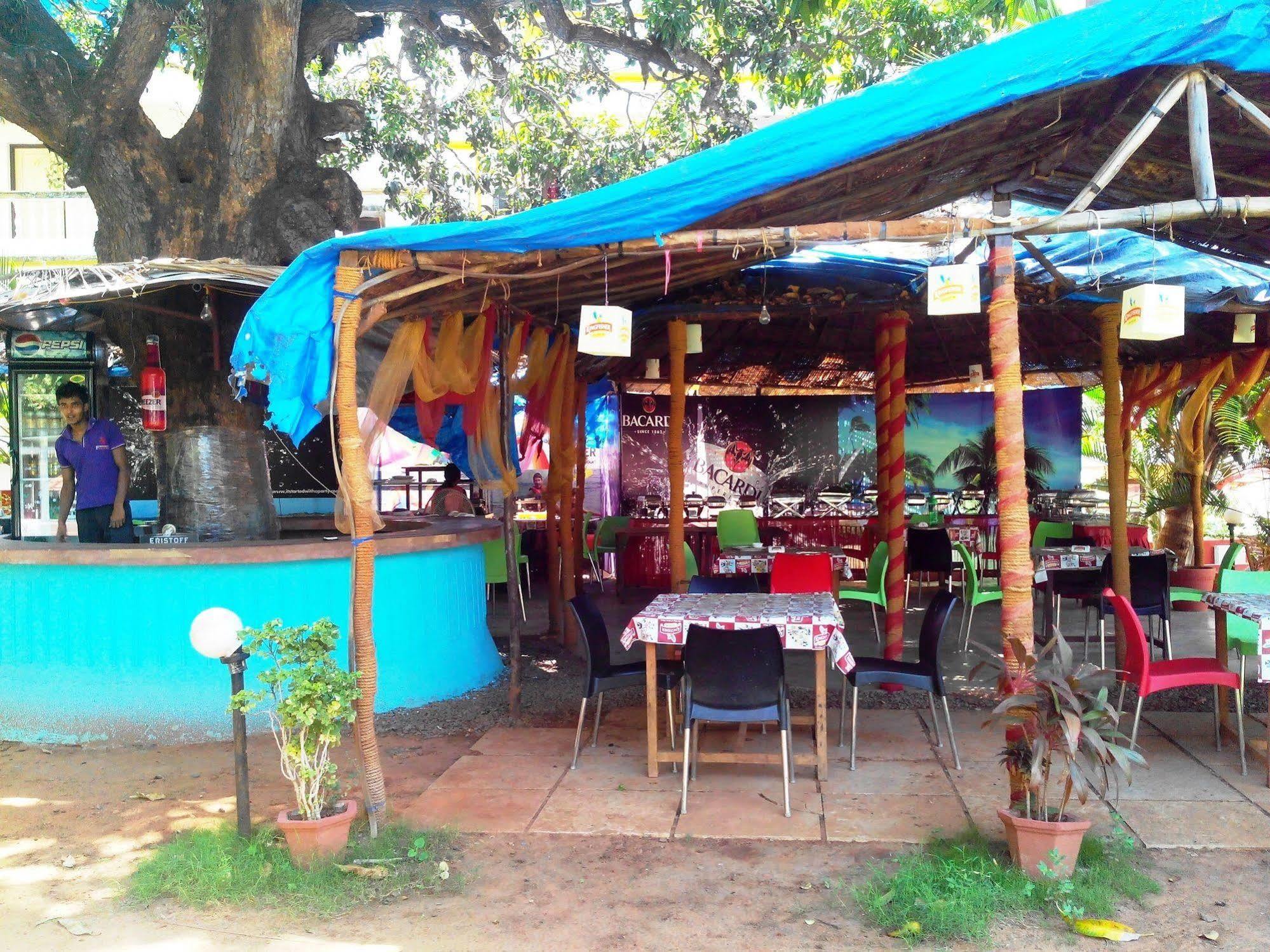 Royal Mirage Beach Resort Candolim Exterior foto
